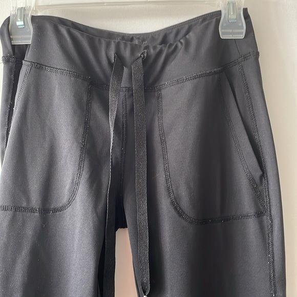 Joe Fresh XS activewear black joggers - Picture 2 of 5